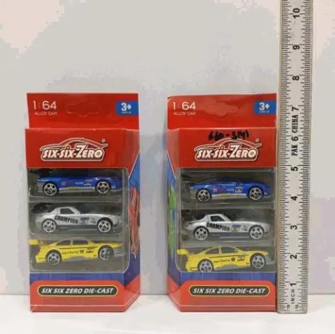 Six-Six-Zero 1:64 Die-Cast Car Set