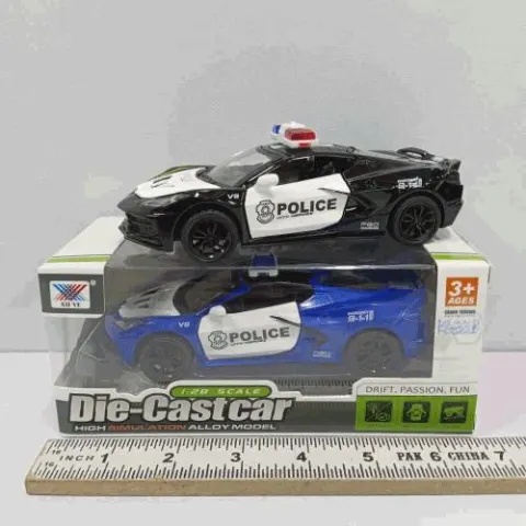 Die-Cast Police Patrol Car 1:32